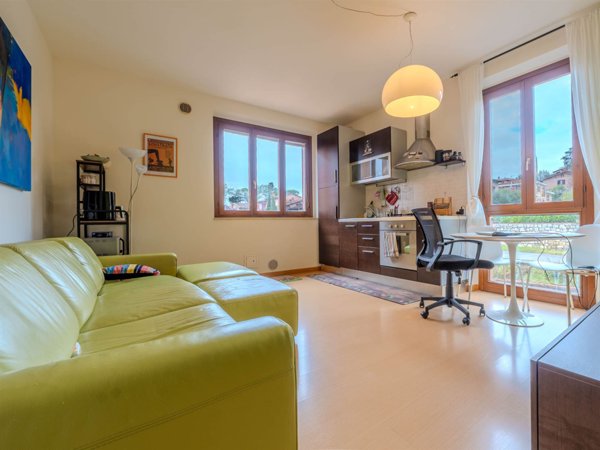 appartamento in vendita a Prato in zona Castelnuovo