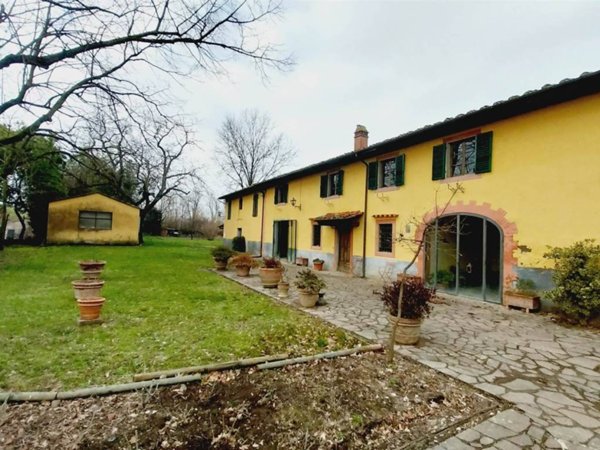 villa in vendita a Prato in zona Casale