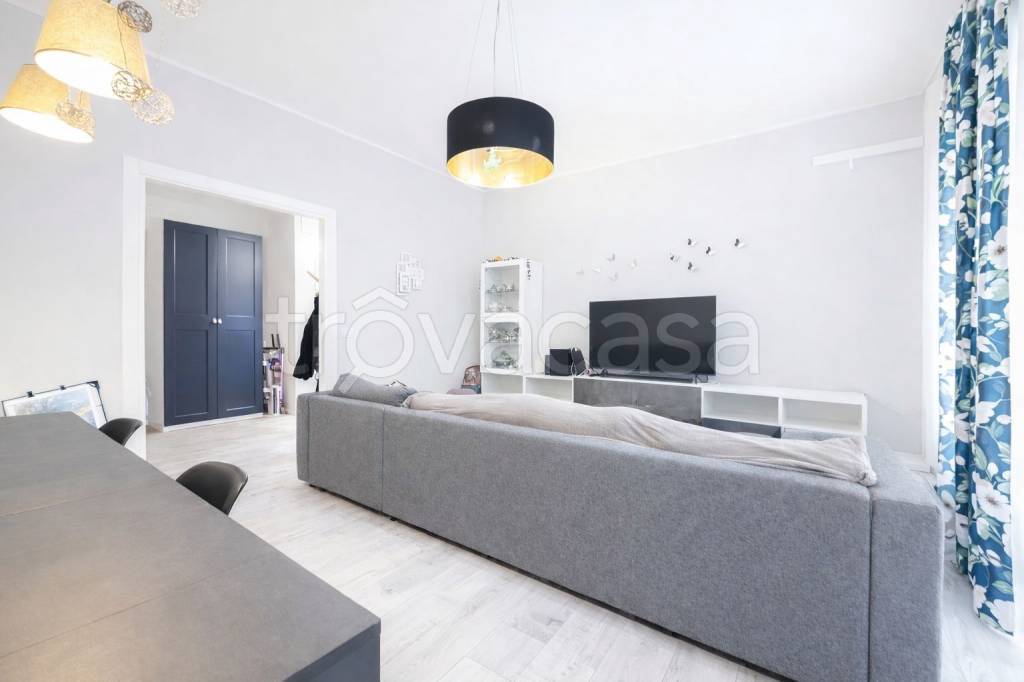 appartamento in vendita a Prato in zona Coiano