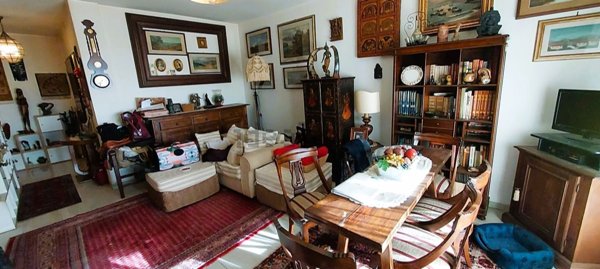 appartamento in vendita a Prato in zona Le Badie