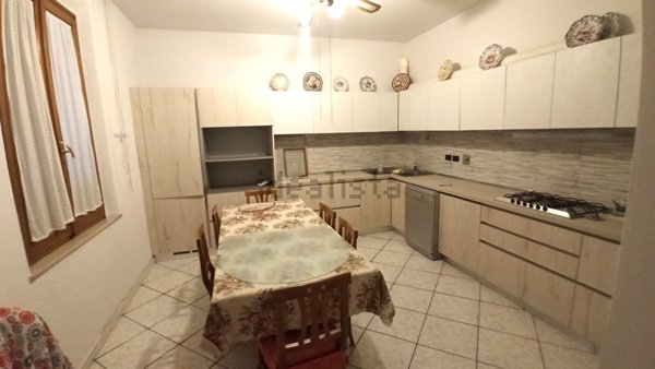 appartamento in vendita a Prato in zona Grignano