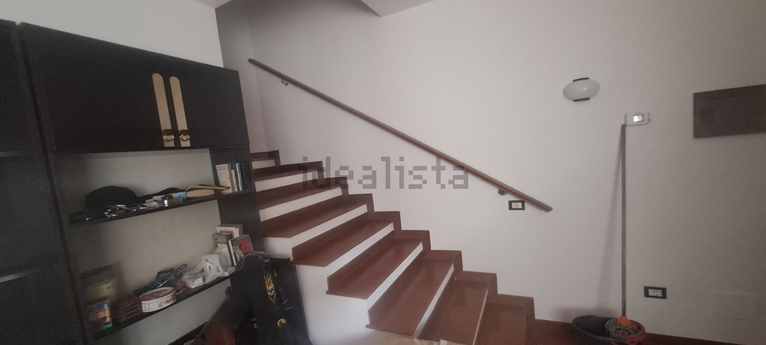 appartamento in vendita a Prato in zona Iolo