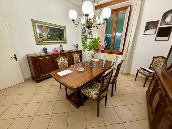 appartamento in vendita a Prato in zona Viaccia