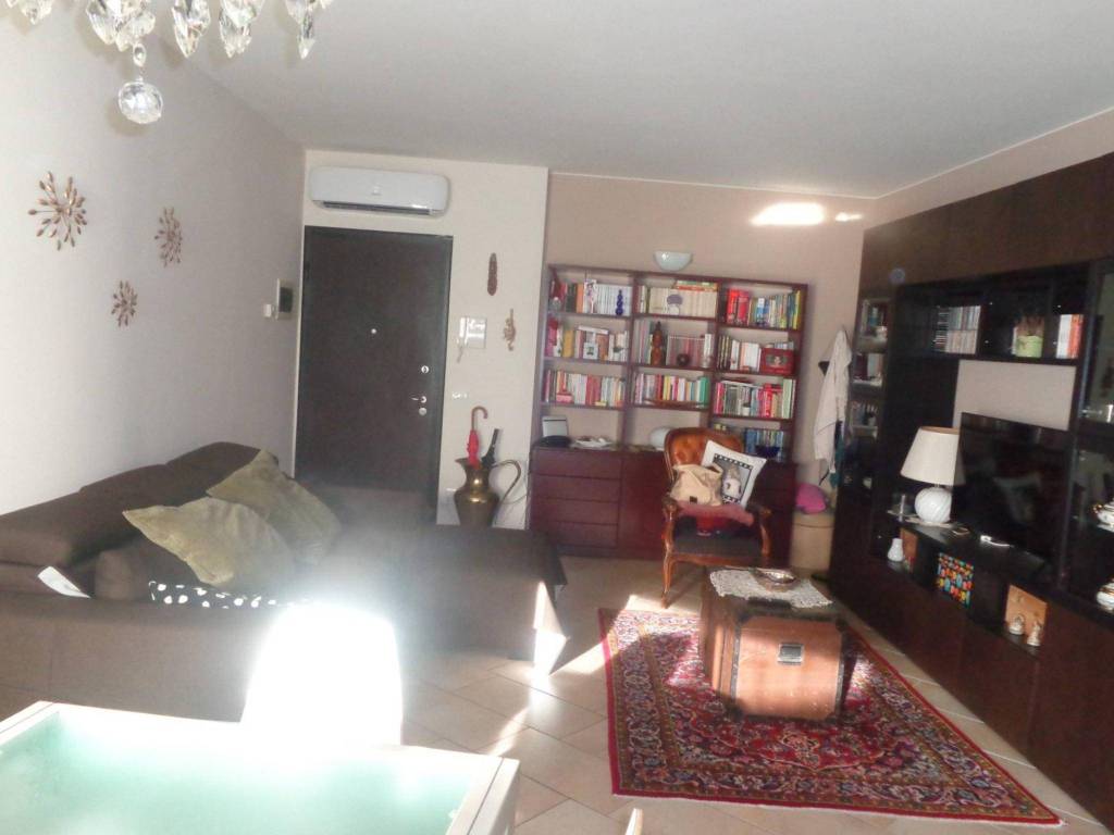 appartamento in vendita a Prato in zona Iolo