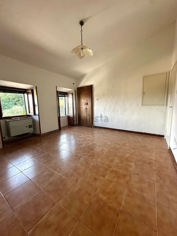 appartamento in vendita a Prato in zona Figline