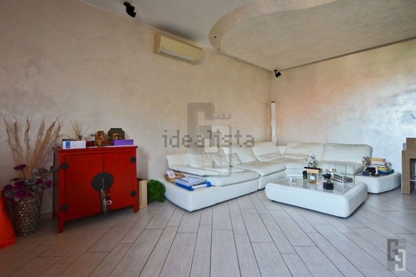 casa indipendente in vendita a Prato in zona La Querce