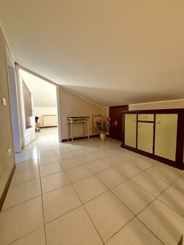 appartamento in vendita a Prato in zona La Querce