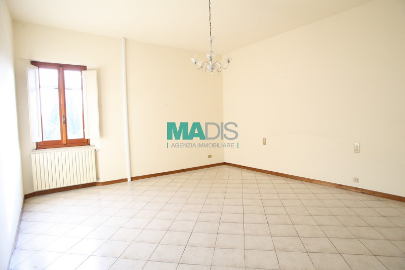 casa indipendente in vendita a Prato in zona Tavola