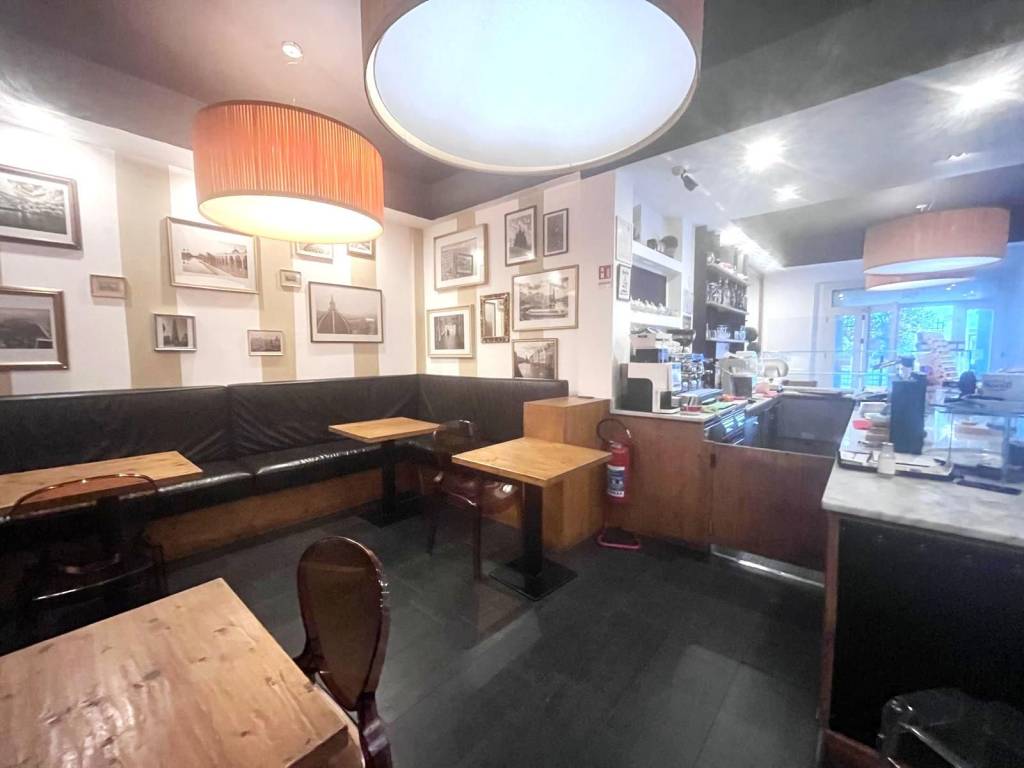 negozio in vendita a Prato