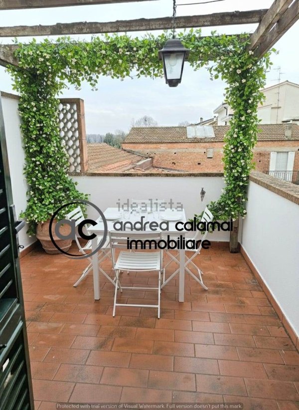 appartamento in vendita a Prato in zona Tavola