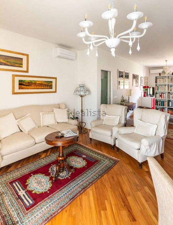 appartamento in vendita a Prato in zona Casale