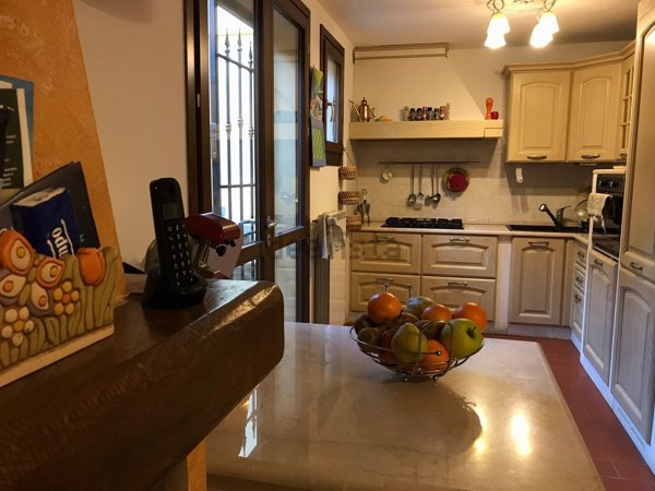 appartamento in vendita a Prato in zona Galceti