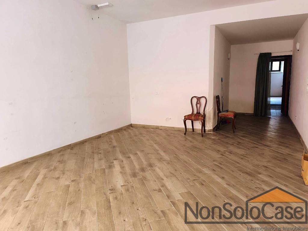 negozio in vendita a Prato