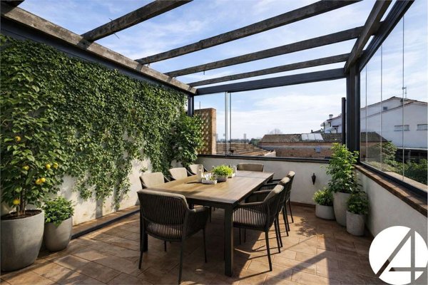 appartamento in vendita a Prato in zona Tavola