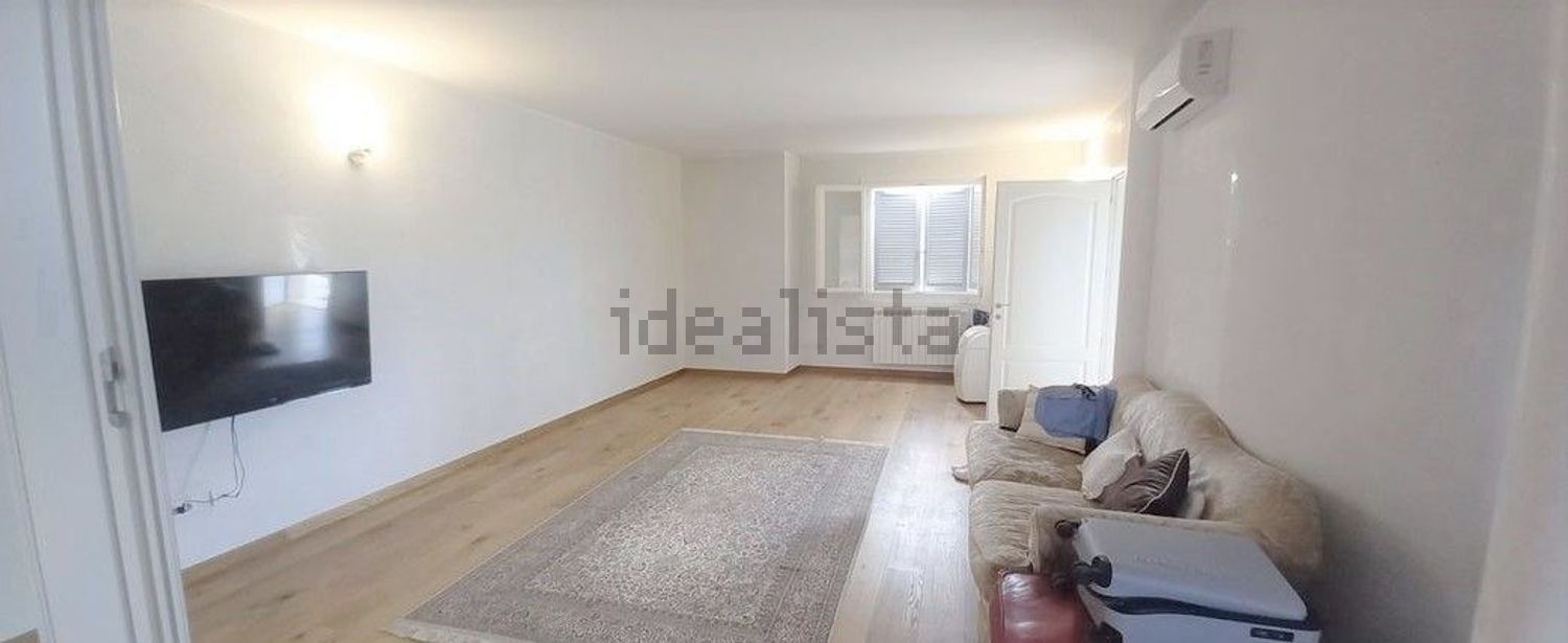 casa indipendente in vendita a Prato in zona Vergaio