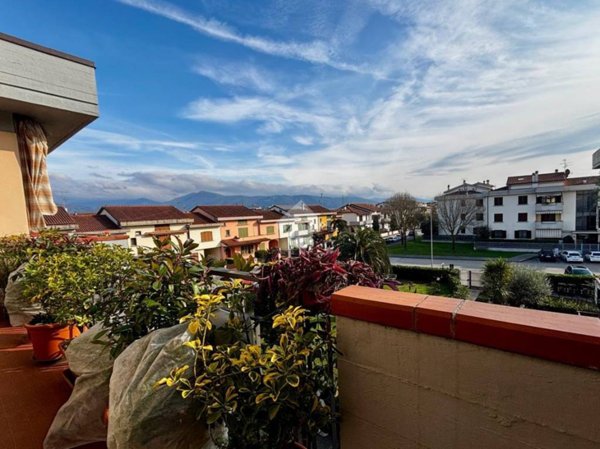 appartamento in vendita a Prato in zona Tobbiana