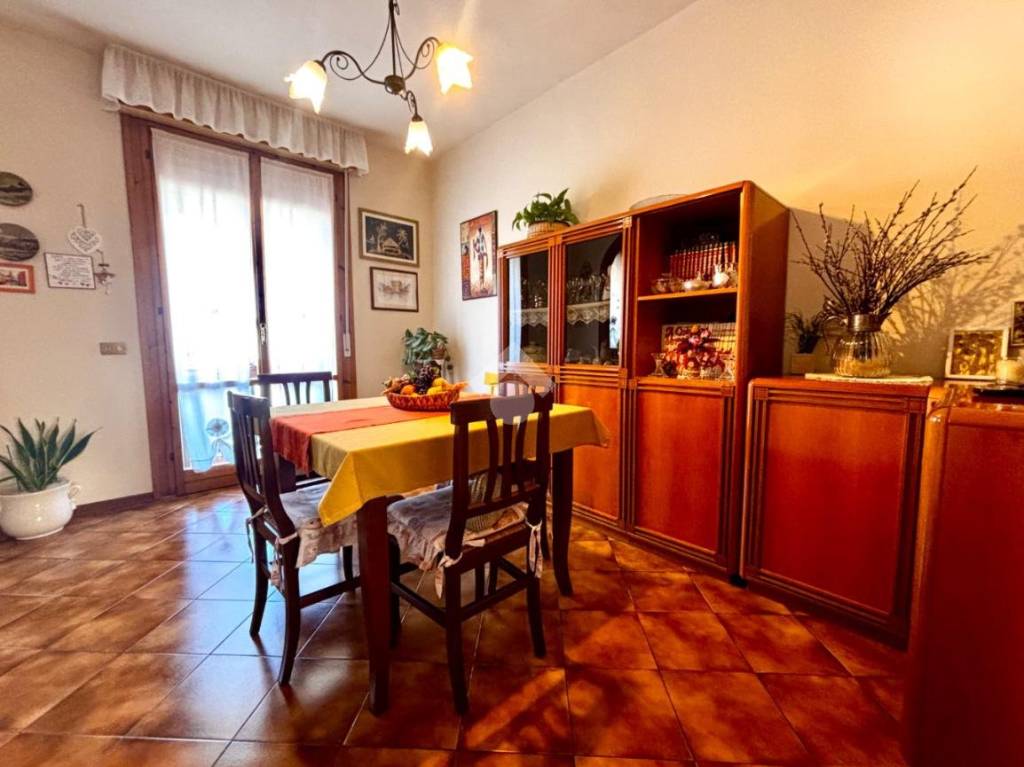 appartamento in vendita a Prato in zona Tobbiana