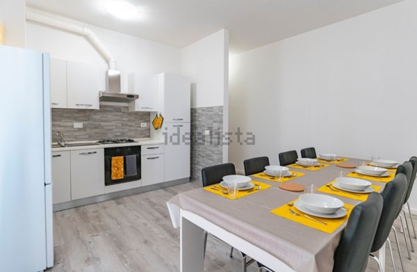 casa indipendente in vendita a Prato