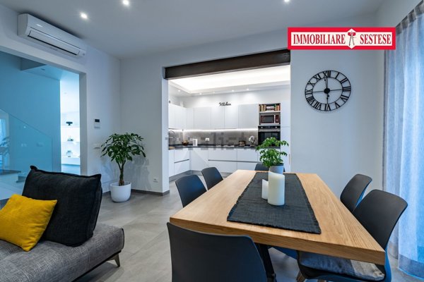 casa indipendente in vendita a Prato in zona San Giusto