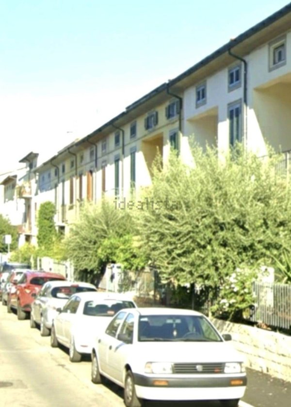 casa indipendente in vendita a Prato in zona Tavola