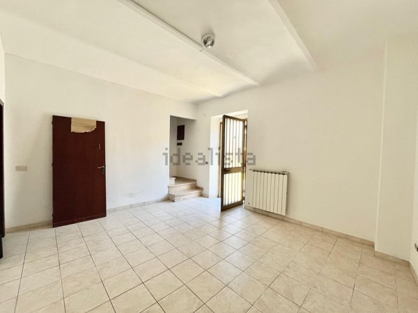 casa indipendente in vendita a Prato in zona San Giusto
