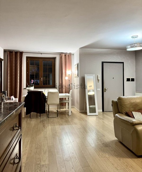 casa indipendente in vendita a Prato in zona Grignano