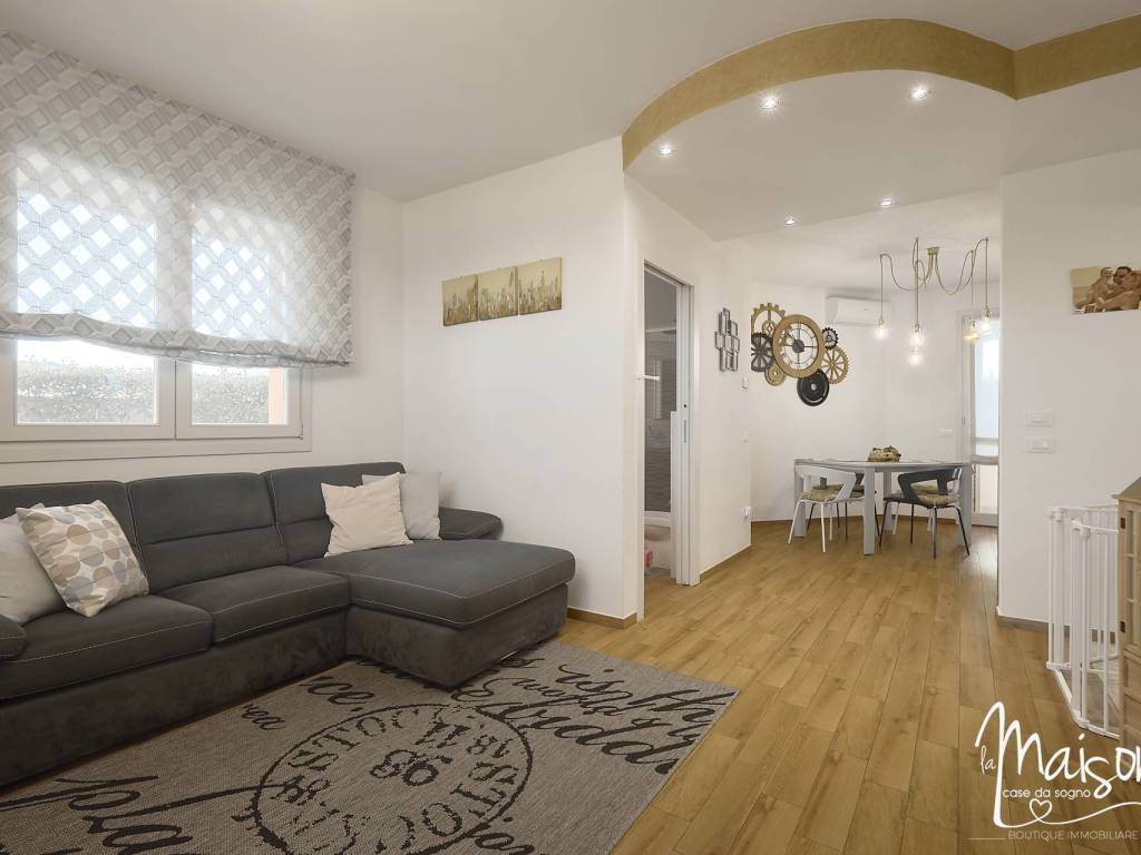 appartamento in vendita a Prato in zona Tavola