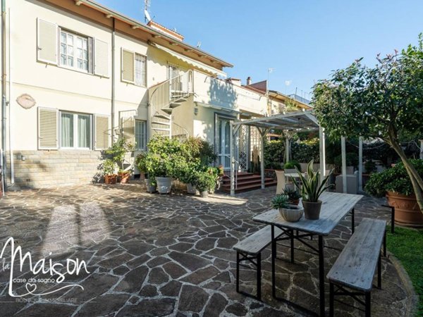 casa indipendente in vendita a Prato in zona Galceti