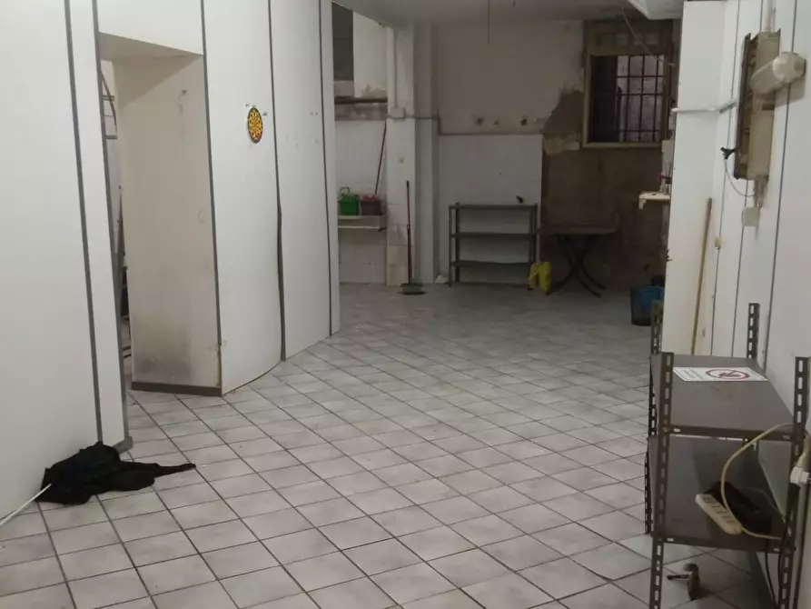 negozio in vendita a Prato