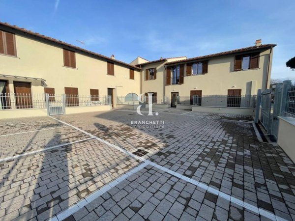 appartamento in vendita a Prato in zona Vergaio