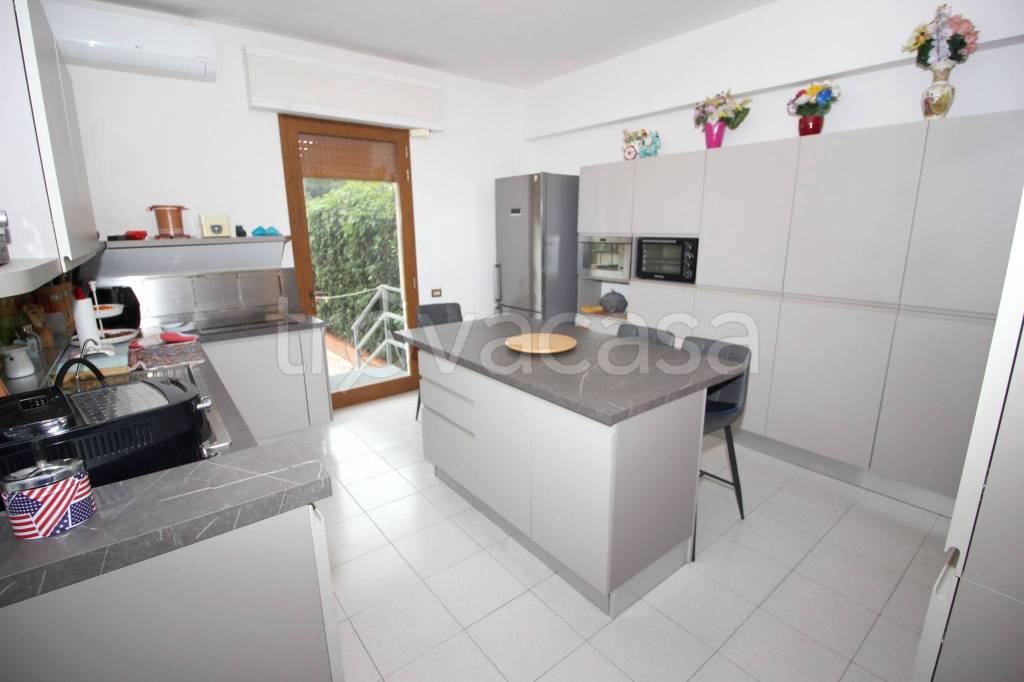 appartamento in vendita a Prato