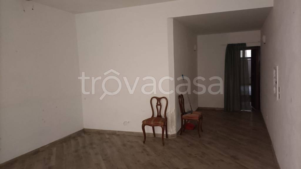 negozio in vendita a Prato