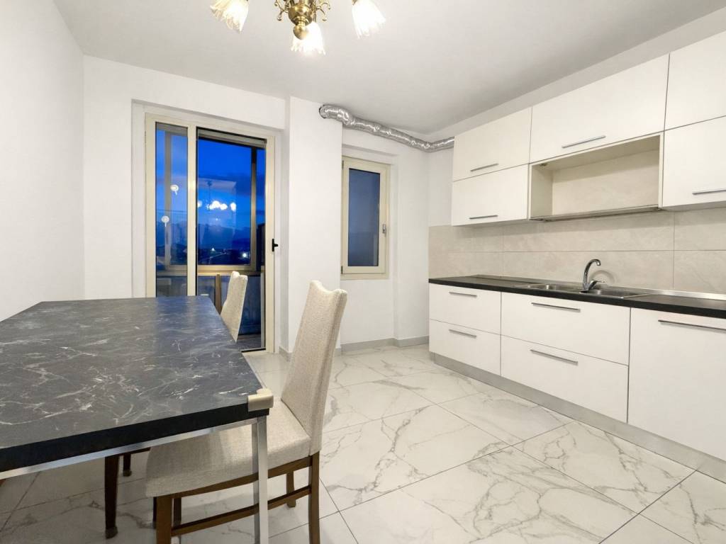 appartamento in vendita a Prato in zona Viaccia