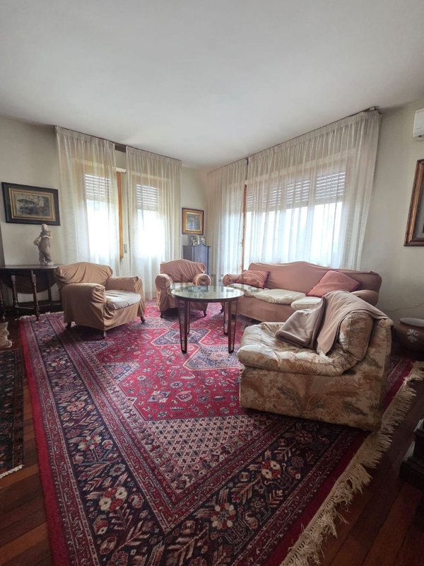 appartamento in vendita a Prato