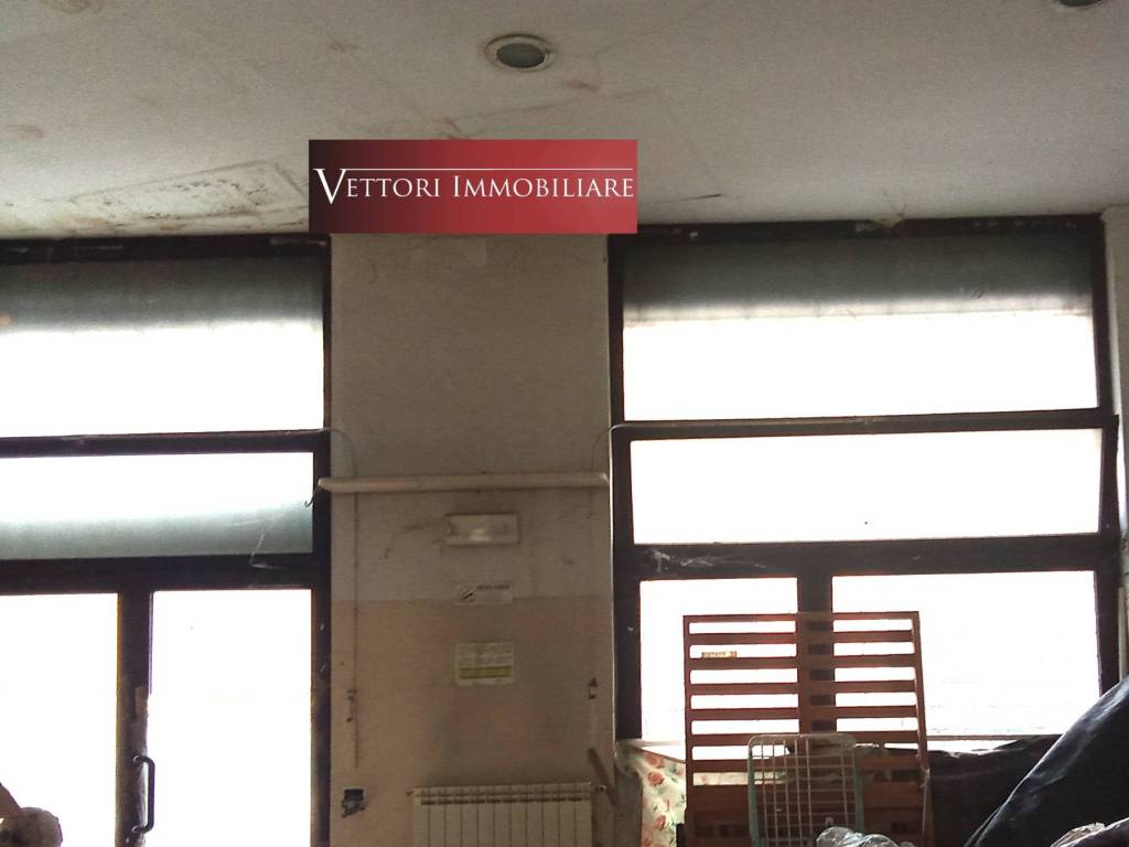 negozio in vendita a Prato