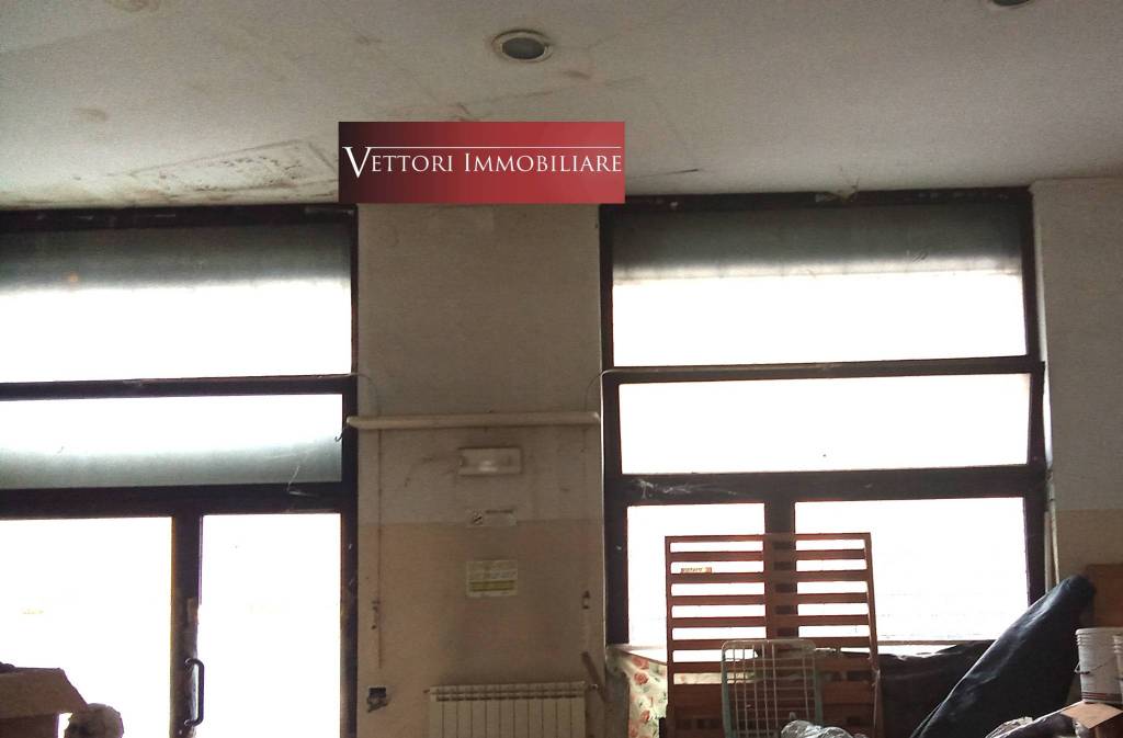 negozio in vendita a Prato