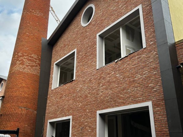 casa indipendente in vendita a Prato