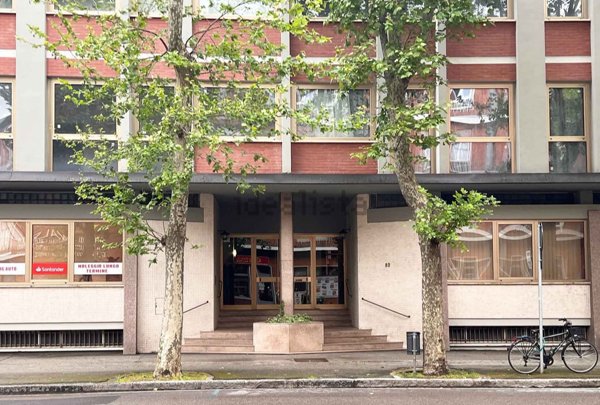 ufficio in vendita a Prato