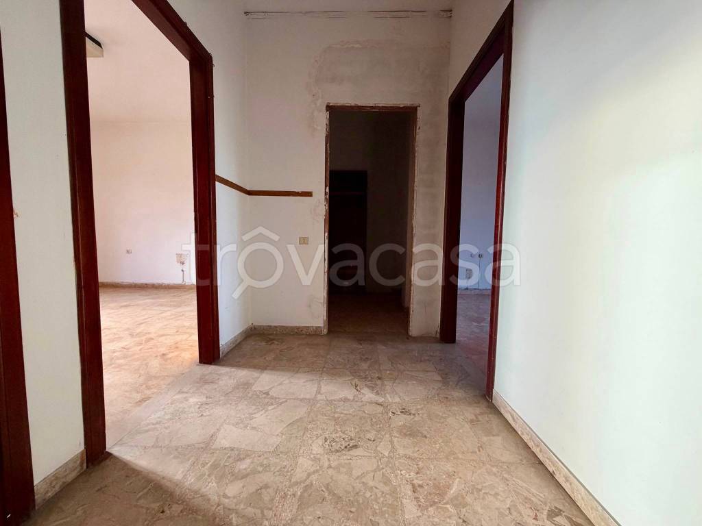 appartamento in vendita a Prato in zona Viaccia