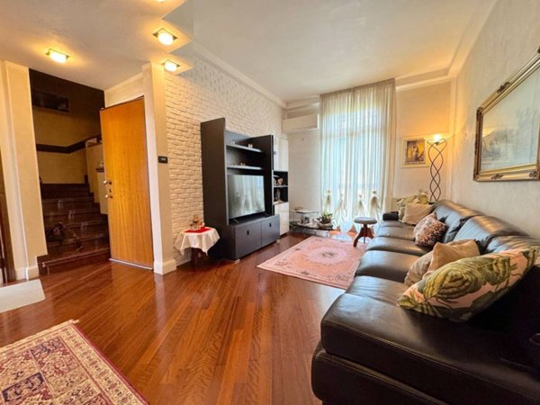 appartamento in vendita a Prato in zona Maliseti