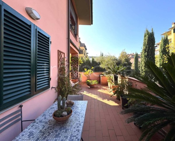 appartamento in vendita a Prato in zona Galciana