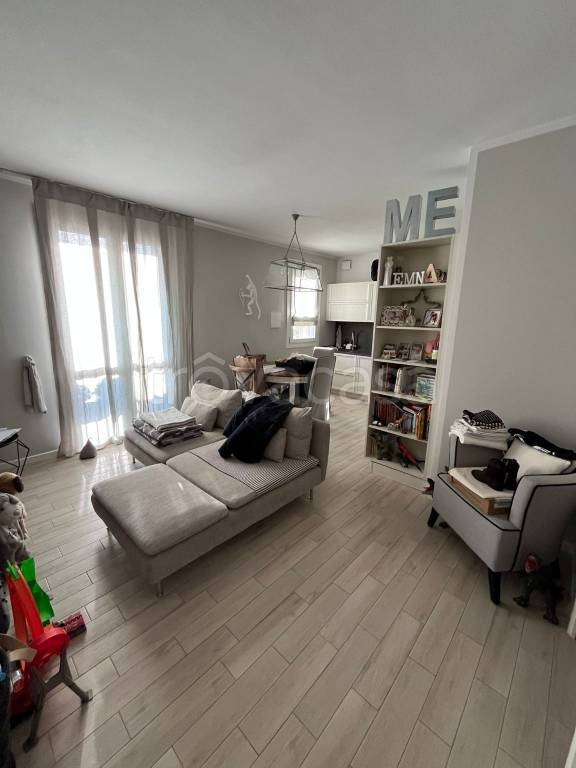 appartamento in vendita a Prato in zona Coiano