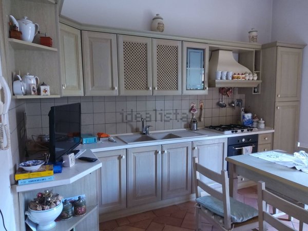 casa indipendente in vendita a Prato