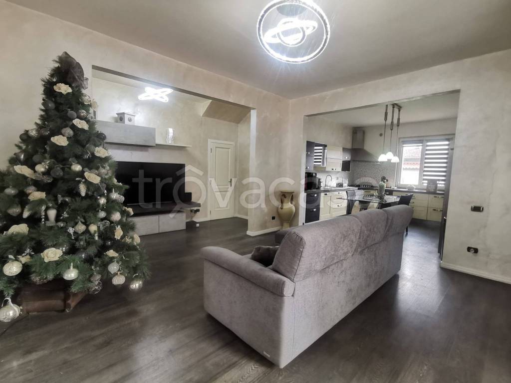 appartamento in vendita a Prato in zona Maliseti