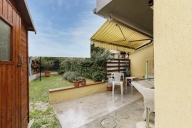 casa indipendente in vendita a Prato in zona San Martino