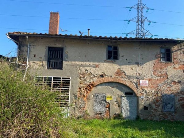 casa indipendente in vendita a Prato in zona Fontanelle