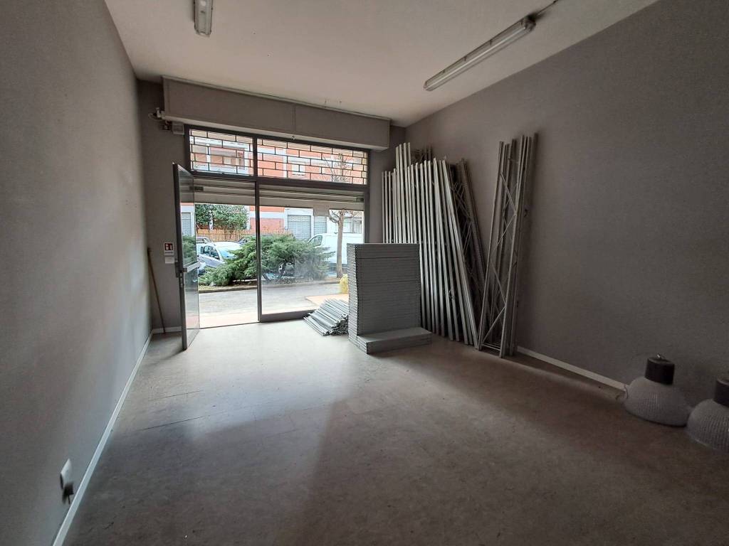 negozio in vendita a Prato