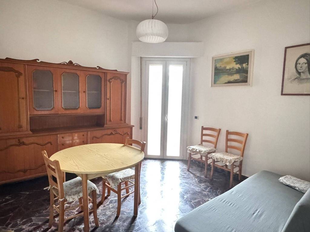 appartamento in vendita a Prato in zona Grignano