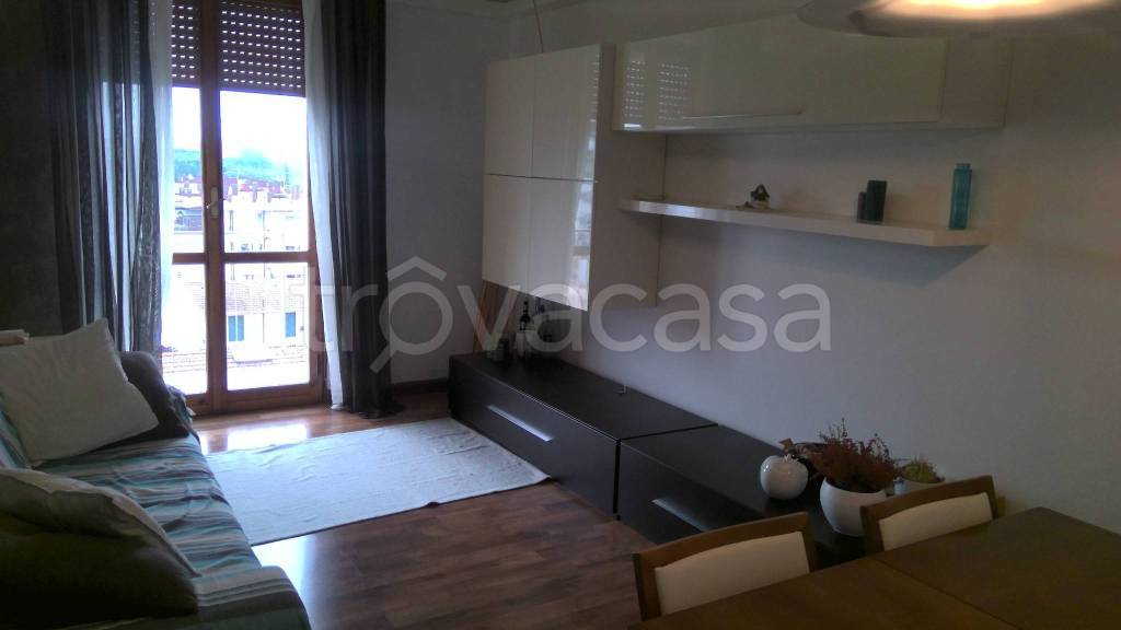 appartamento in vendita a Prato in zona Grignano