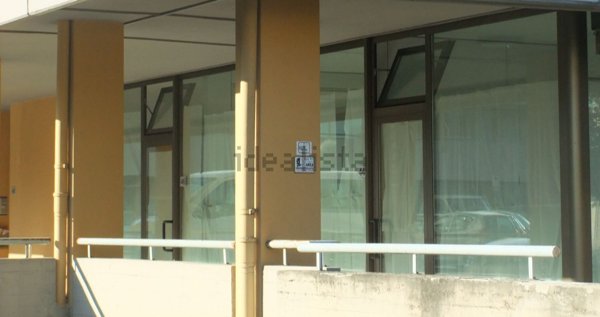 negozio in vendita a Prato